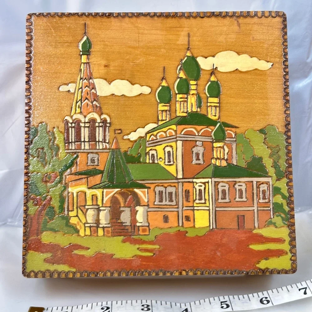 Vintage Russian Wood Jewelry Box Uglich Cathedral Multicolor Folk Art Excellent